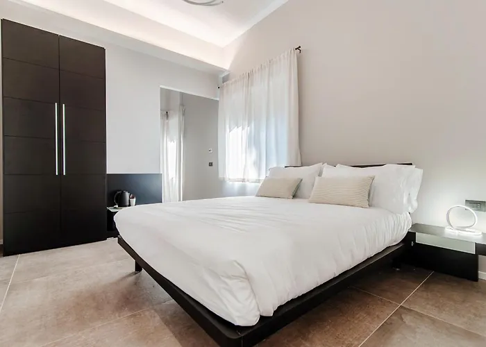 Πανσιόν Lakeside 3*