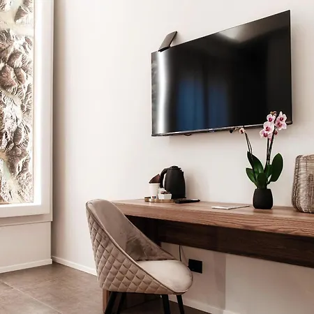 Lakeside בית הארחה