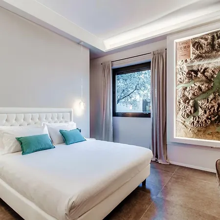 בית הארחה Lakeside קומו